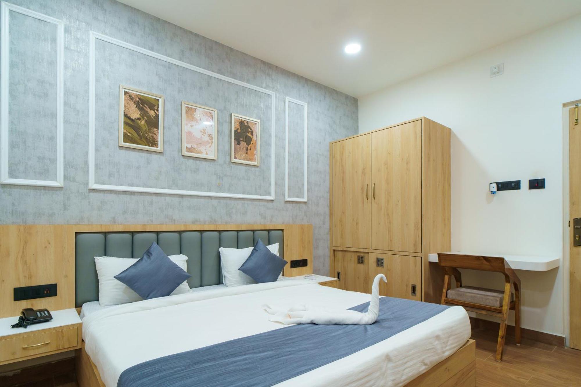 Satyabhama Inn Pathara ภายนอก รูปภาพ